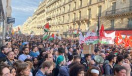 İsrail’in Refah’a saldırısı Paris’te protesto edildi