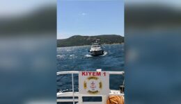 Çanakkale açıklarında sürüklenen teknedeki 4 kişi kurtarıldı