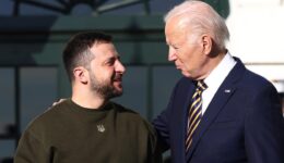 Biden ve Zelenskiy 10 yıllık savunma anlaşması imzaladı