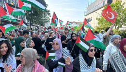 Berlin’de Filistin’e destek gösterisinde çok sayıda kişi gözaltına alındı