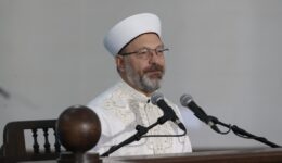 Diyanet İşleri Başkanı Ali Erbaş Arafat’ta vakfe duasını yaptırdı