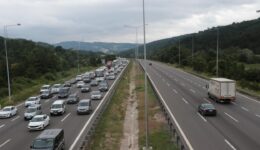 Anadolu Otoyolu’nda trafik yoğunluğu yaşanıyor