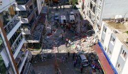 İzmir’deki patlamaya ilişkin iki şüpheli adliyeye sevk edildi
