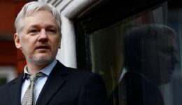 ABD, Assange’ı müttefiklerinin ve diplomatlarının hayatlarını riske atmakla suçladı