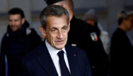 Fransa’nın eski cumhurbaşkanı Sarkozy, Macron’un erken seçim kararını eleştirdi